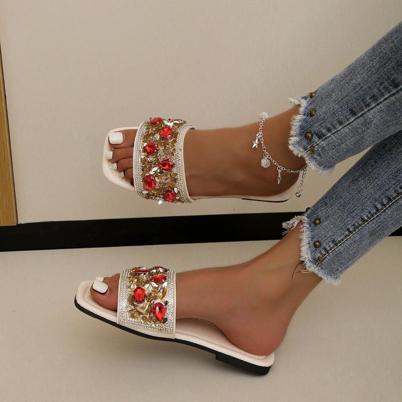 Large size square head flat bottom cool slippers women's summer new colorful rhinestones outer wear fashionable one-word beach shoes