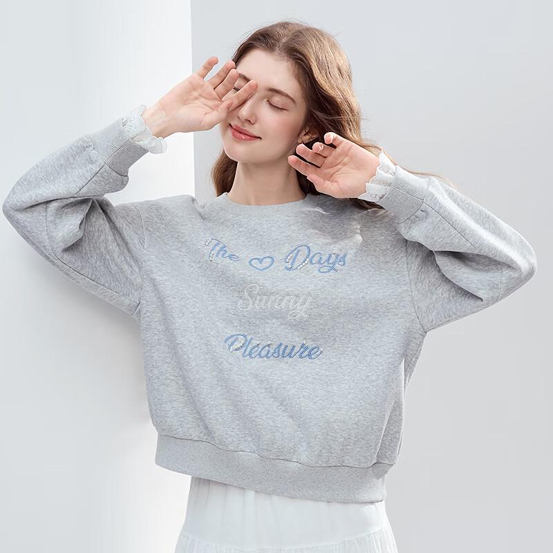Betu Women's Letter Embroidered Lace-Sleeve Sweatshirt