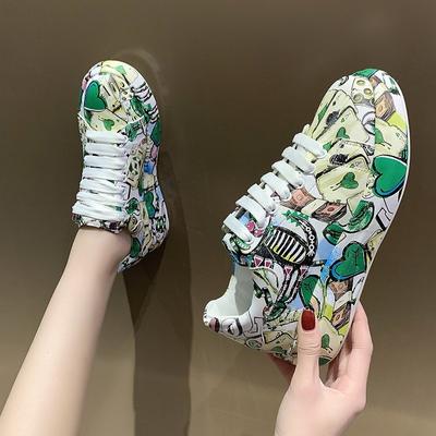 Chaussures de sport pour femmes à semelles épaisses et compensées Femmes Nouvelles Chaussures blanches graffiti peintes à la main pour femmes Chaussures décontractées d'extérieur