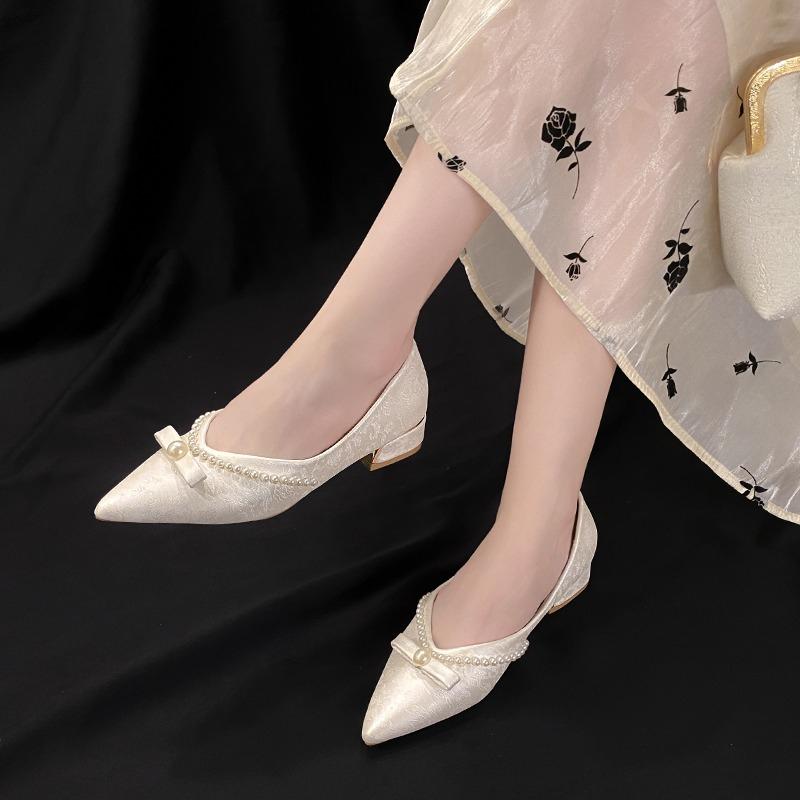 Fashion 2025  Women Flats Leather Shoes Slip on Daily Casual Shoes for Girls Solid Color Soft Sole High Quality Flat Shoes for Female