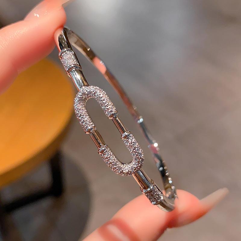 

European and American simple full zircon copper gold-plated bracelet geometric paperclip love retro personality non-fading bracelet білий