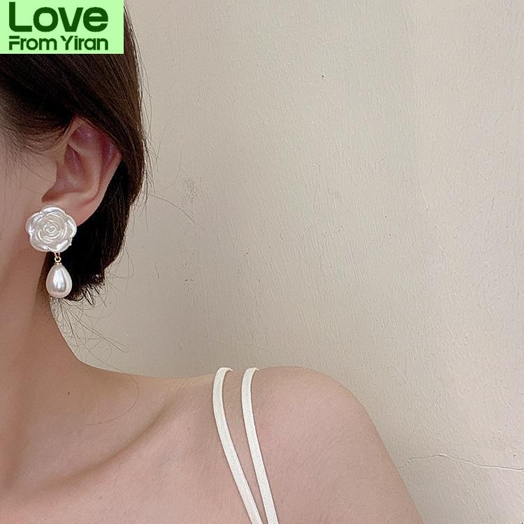 Retro Pearl Flower Earrings Women 'S Jewelry All Match Elegant Look Temperament Bridal Pendant Present Gift Idea AccessoriesVintage Pendant