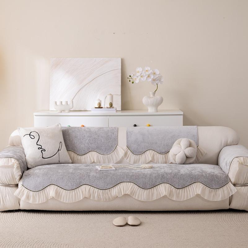 Cream Style Sofa Cushion Seasonal Universal Chenille Anti Cat Scratch Cover Cloth Skirt Edge Non-Slip Cushion For Living Room