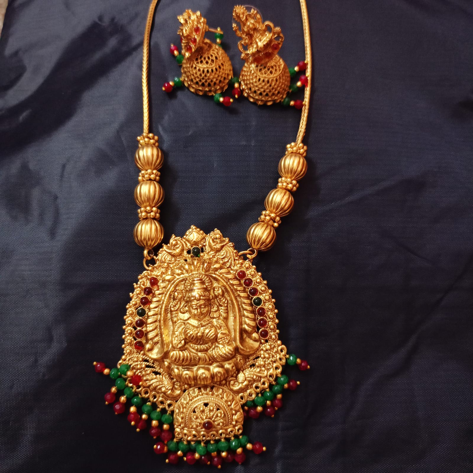 

Индийская традиционная этическая мода Позолоченные храмовые украшения Индийский свадебный подарок Adjustable золотой