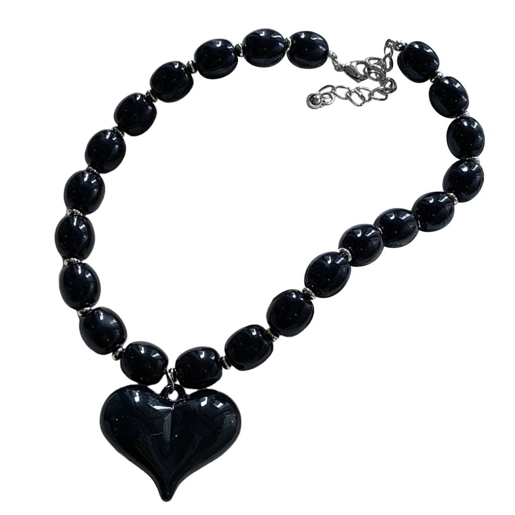 Resin Beaded Necklace with Heart Pendant Adjustable Length Choker Stylish Hip Hop Neckchain for Fashionable Women