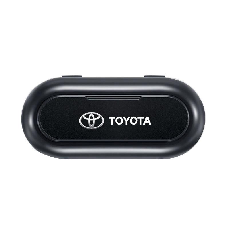 Bil Solskjerm Brilleoppbevaringsboks Holder Organizer Bilstyling for Toyota GR TRD Corolla RAV4 LEVIN Yaris C-HR Camry Prado Prius TRD