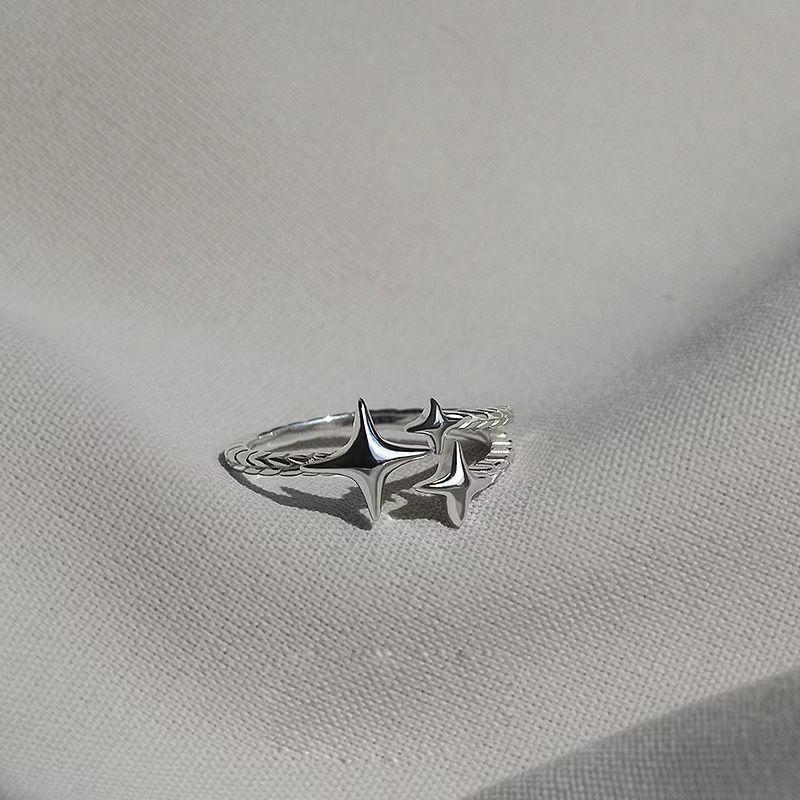 Fashion Blue Opal Heart Rings for Women Kpop Punk Gothic Open Flower Rhinestone Finger Rings Wedding Party Trendy Girls Jewelry