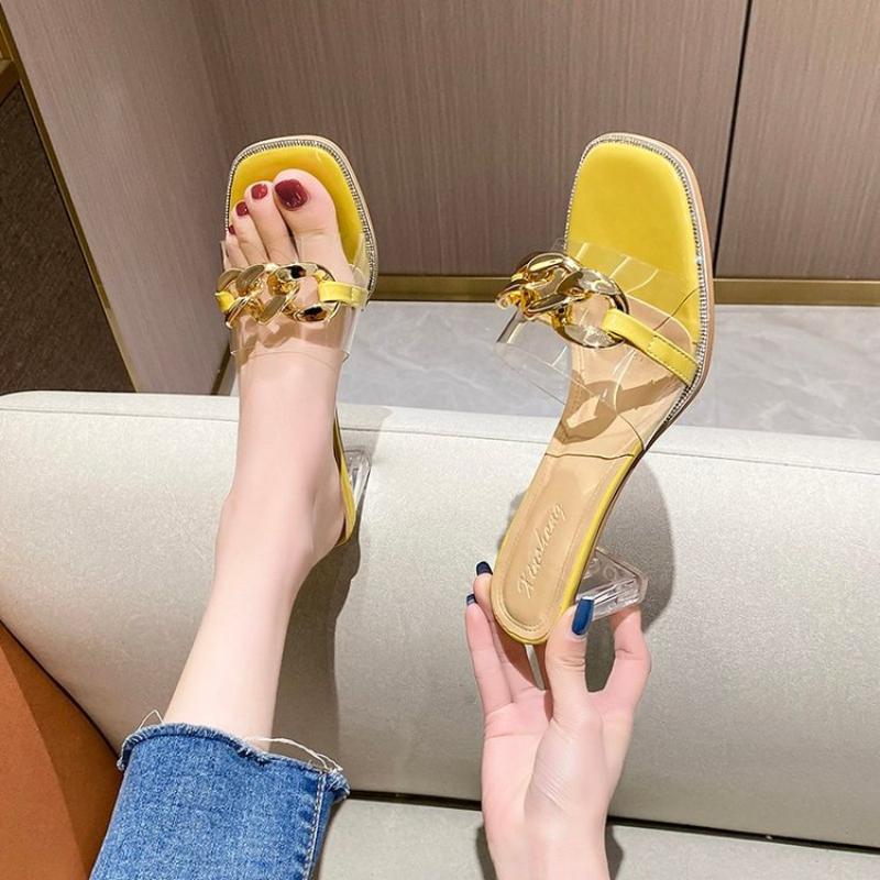 Nye gjennomsiktige høyhælte sandaler Gjennomsiktige tøfler Kvinners allsidige grove hæler En linje tøfler