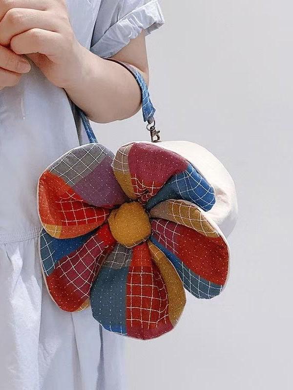 2025 Sommer Ethnischer Stil Dreifarbig Floral Kosmos Umhängetasche