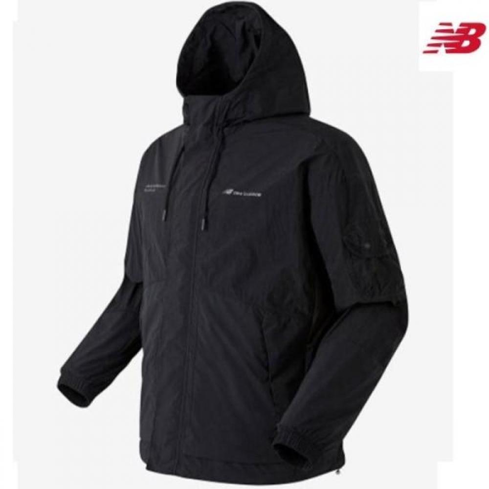 

New Balance Утепленная куртка Uni Light Woven Nbnab37003 черного цвета 110