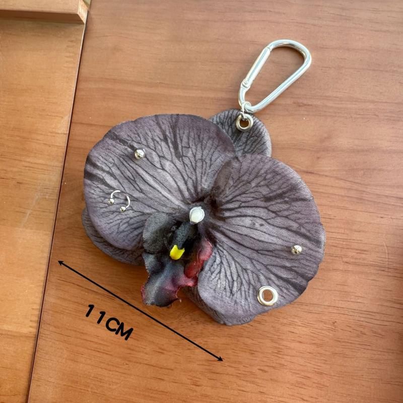 Sweet Exquisite Phalaenopsis Orchid Keychain Creative Simulation Flower Pendant Fashion Backpack Hangings Decor Accessories Gift