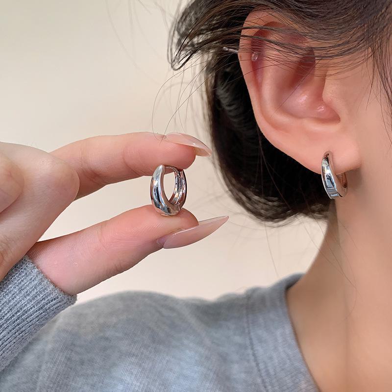 S925 Silver U-Shaped Trendy European-American Earrings with High-End Design