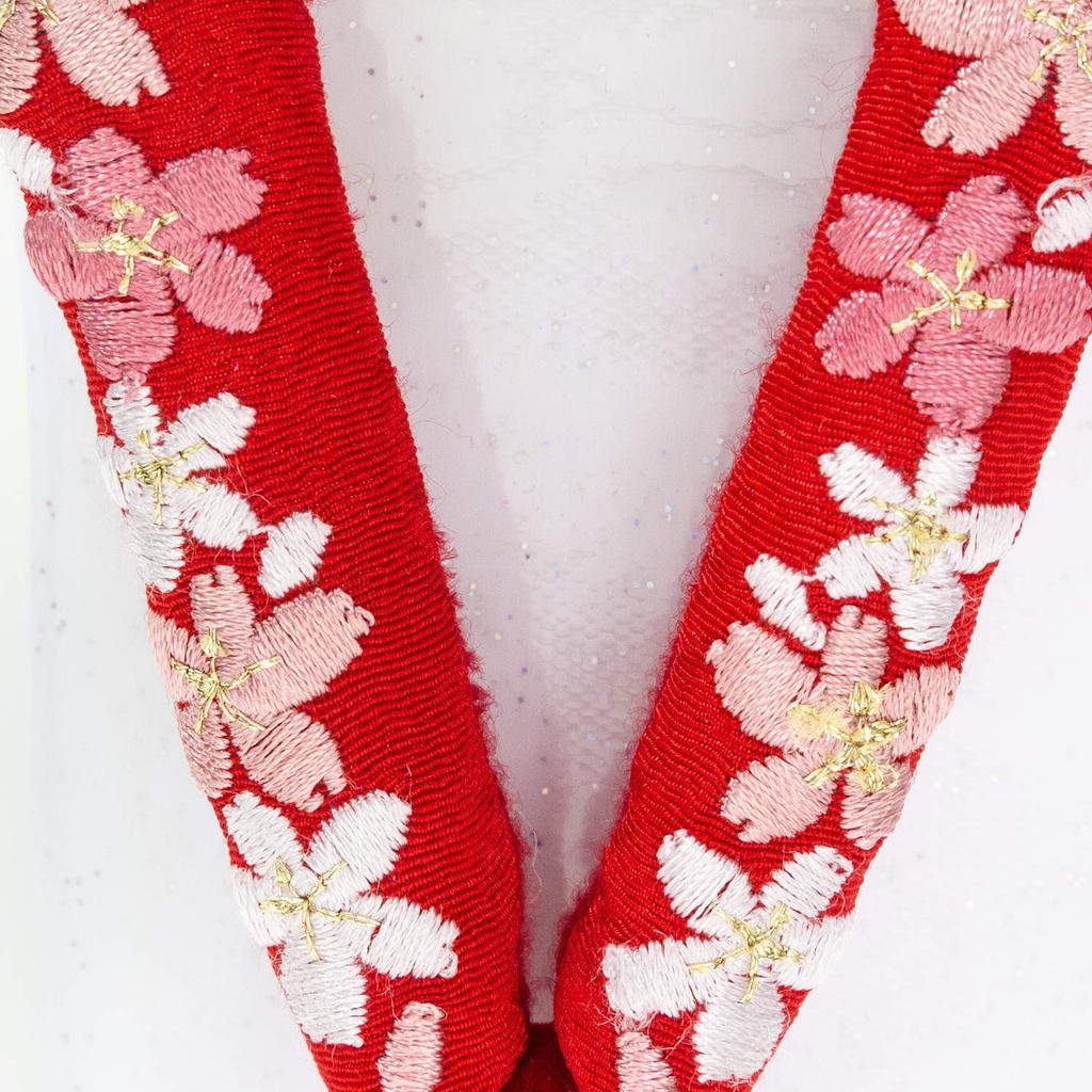Sandals for for with cherry blossom embroidery and heel for girls [Kyoetsu] Shichigosan, 3-year-olds, fasteners, (11-A red)