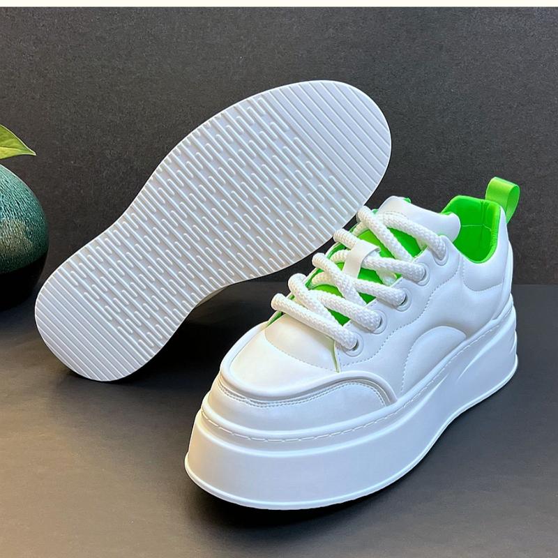 Sommer Erhöhung Herren Plateau Freizeitschuhe Jugend Student Weiße Board Schuhe Hohe Qualität Weichsohle Sneaker Herren Vulkanisierter Schuh