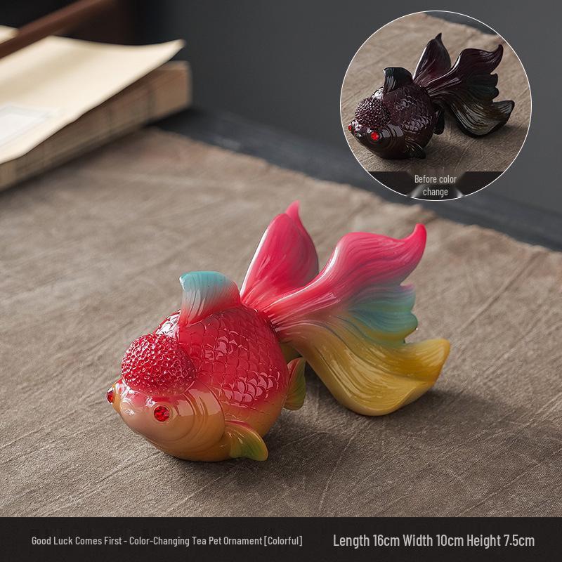 Resin Color-Changing Golden Fish Tea Pet - Handmade Tea Table Decoration