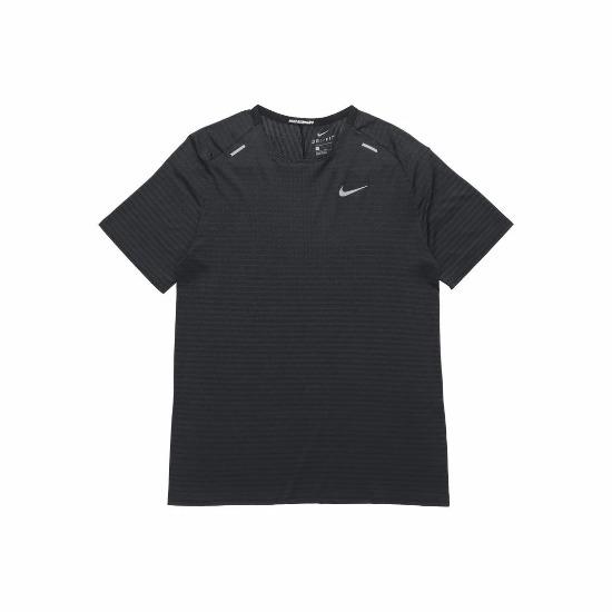 

Nike Men s Quick-Dry Lightweight Breathable Running T-Shirt in Black CJ5345-010 M