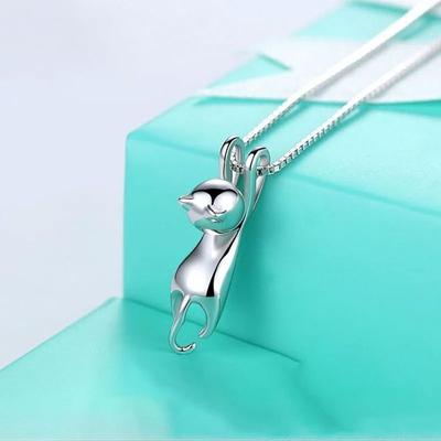 Niche Creative Cat Kitten Women Necklace Fashion Gift Simple Pendant Ornament