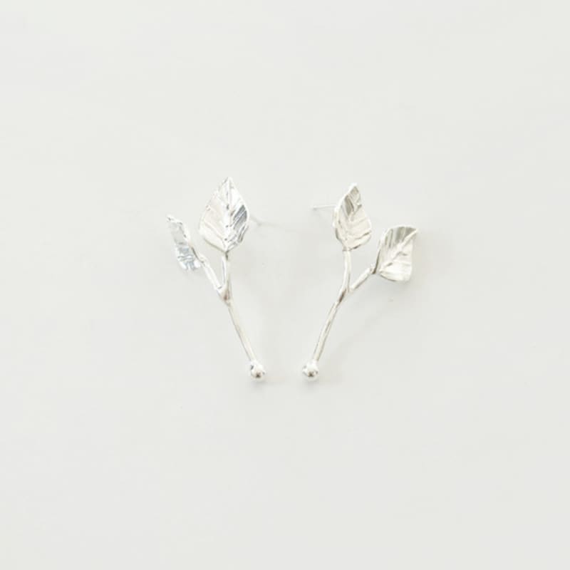 STILL INSTANT Rose with Dew - Earring 04