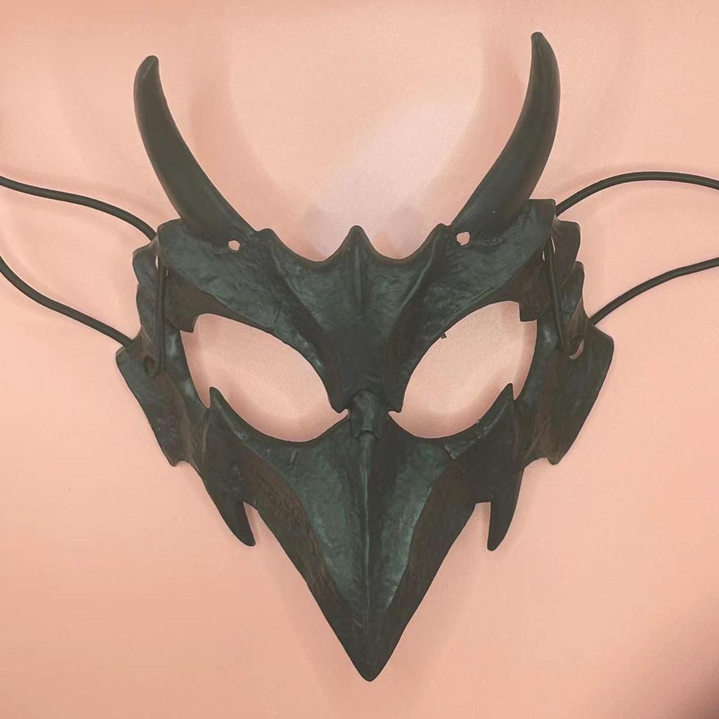 Halloween Monster Masks: Dragon, Tiger, Werewolf, Skeleton, Ghost.