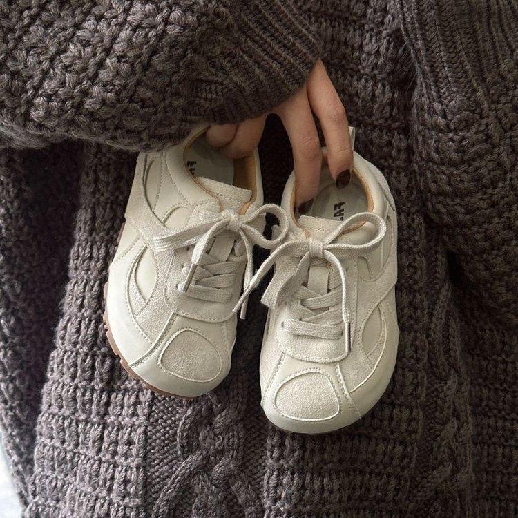 

Children s German training shoes Korean version 2025 spring new boys Forrest Gump shoes breathable baby white shoes girls sports shoes 33 yards inner length 20.1 cm