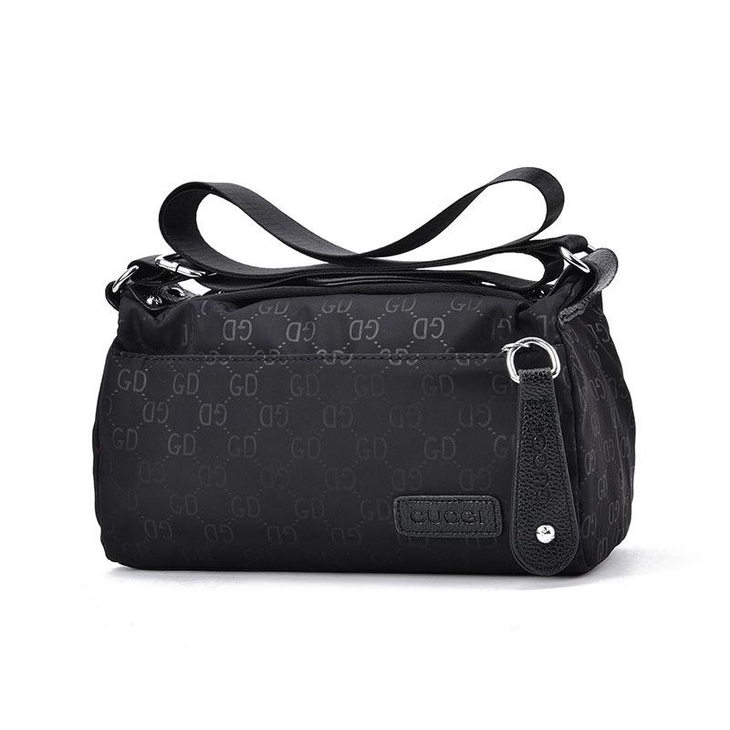 Wodoodporna damska torba typu cylindryczna z nylonu na ramię z 2023 r.