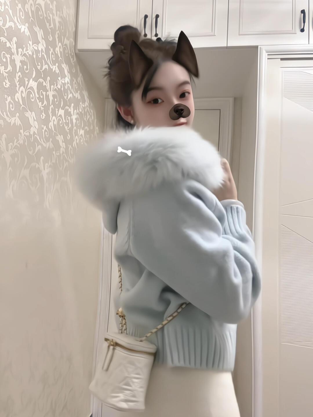 

Korean-Style Fur Collar Hooded Cardigan Sweater for Autumn/Winter M (Recommend 50-55 kg)
