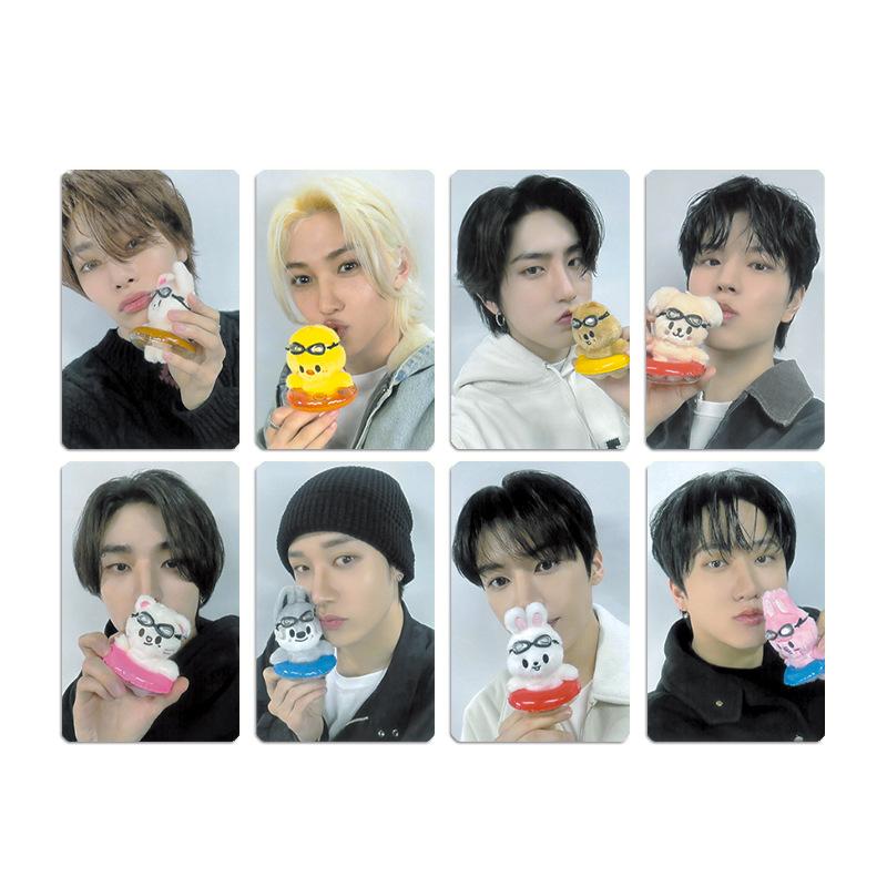 8Pcs Stray Kids Lomo Card Skzoo Doit Small Card Postcard Felix Bangchan Peripheral Collection Card Set