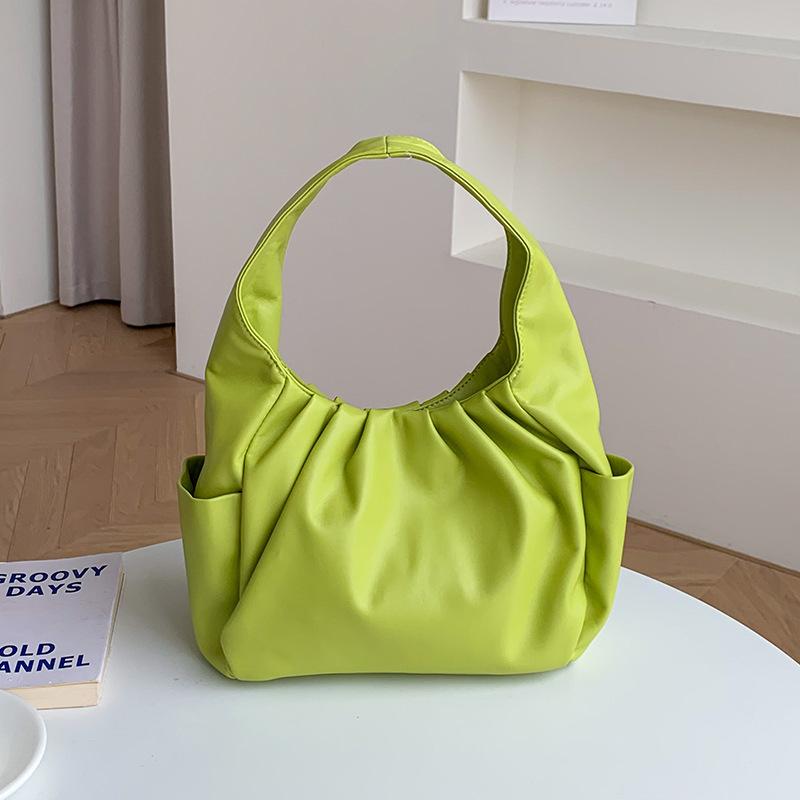 2025 new niche hand-held pleated texture cloud bag European and American fashion croissant bag large bag women's bag