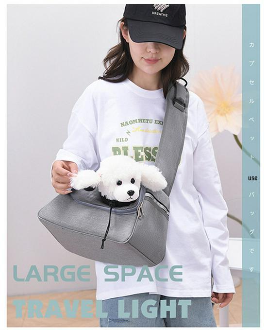 Ultralight Breathable Mesh Pet Crossbody Bag for Puppies and Kittens - Convenient and Comfortable Outing Bag.