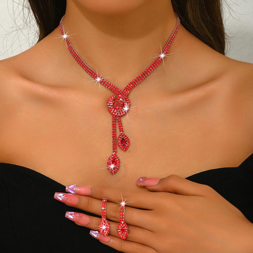 Women's Necklace Earrings Set Jewelry Zircon Temperament Wear Dress Wedding Dress Crystal Accessories