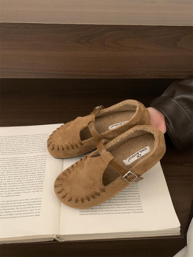 Korean version of retro style flat-bottomed velvet leopard print single shoes women's 2025 new models with skirts versatile one-word belt Mary Jan