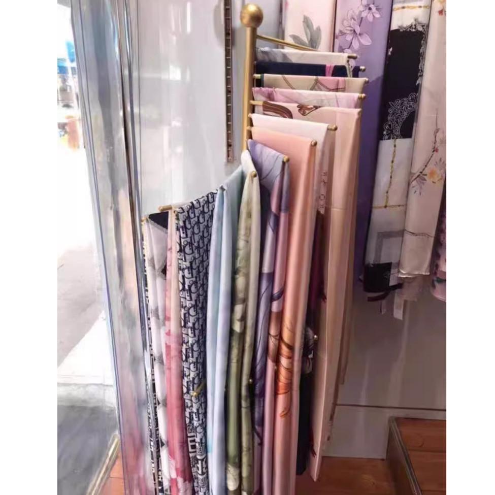 Multifunctional Clothing Store Floor Display Shelf Large Capacity Spiral Iron Scarf Rack Clothing Bag Display Stand