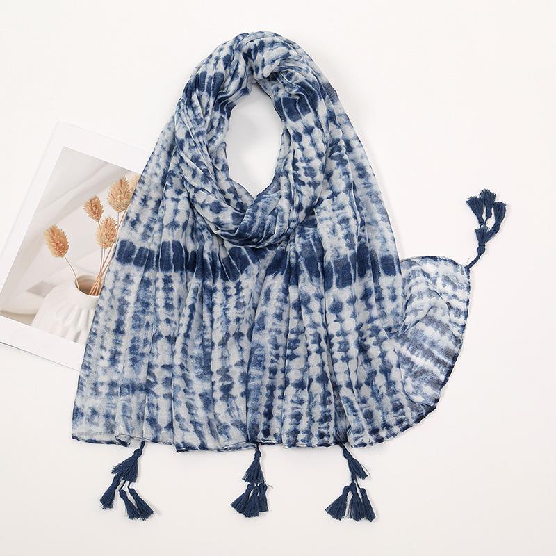 Hot-selling spring and summer new beard-hanging tassel scarf female exotic shawl travel wear yellow-green sunscreen