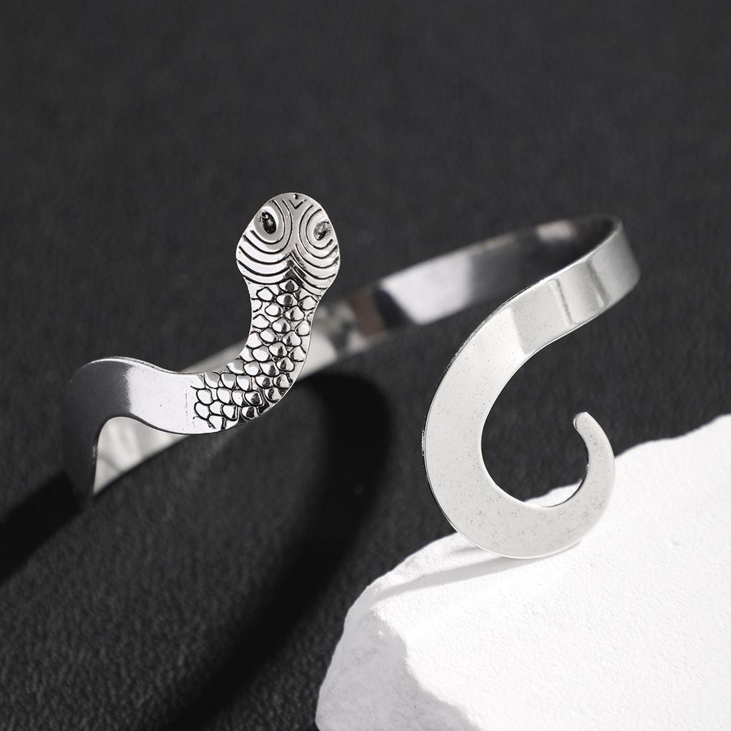 Fashion Personality Small Snake Arm Ring Men's Trendy Punk Exaggerated Adjustable Arm Bracelet Men's Bracelet