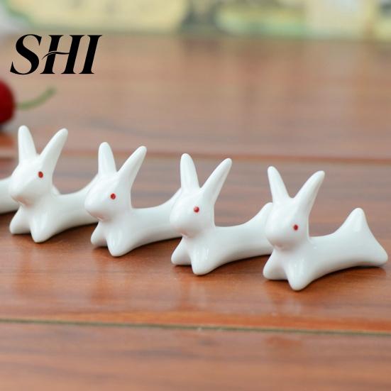 Chopsticks Stand Storage Rack Reused Beautiful Food Grade Rounded Corners Stable Kitchen Gadgets Anti-dirty White Ceramic Little Rabbit Chopstick Rest