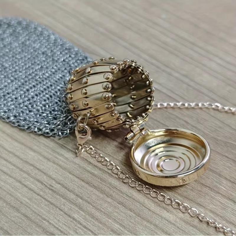 

Ручна робота Британський гаманець для монет епохи Вікторії Чистий сріблястий верх з кришкою, що закручується Сітчастий пояс Міні Вінтажний подвійний гаманець для монет Рідкісна колекція 1pc золотий