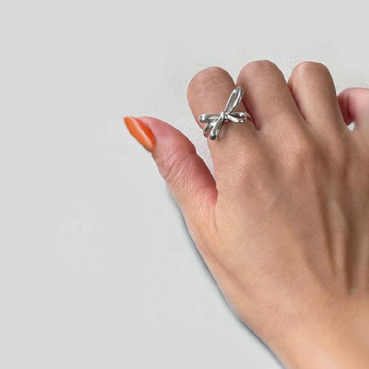 Set di Anelli Delicati a Fiocco con Anelli Aperti Rotondi Chic Accessorio Grazioso