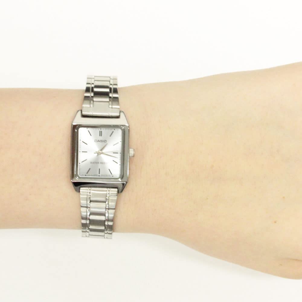 Casio Standard Ladies Quartz Metal Wristwatch LTP-V007D-2E Silver Light Blue