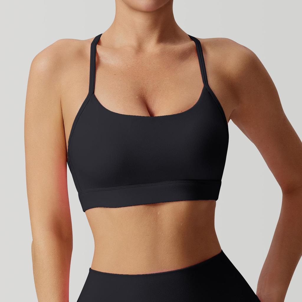 Plus Size Yoga Set: Beautiful Back, High Waist Shorts, Quick Dry Fitness Outfit