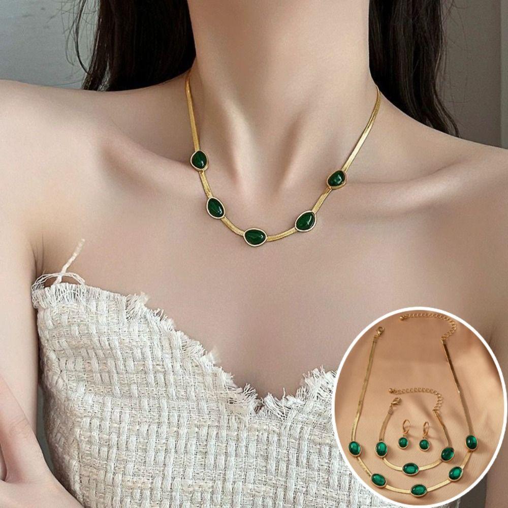 4Pcs Vintage Necklace Earrings Set Bracelet Crystal Jewelry Suit Green Rhinestone Jewelry Set  Party