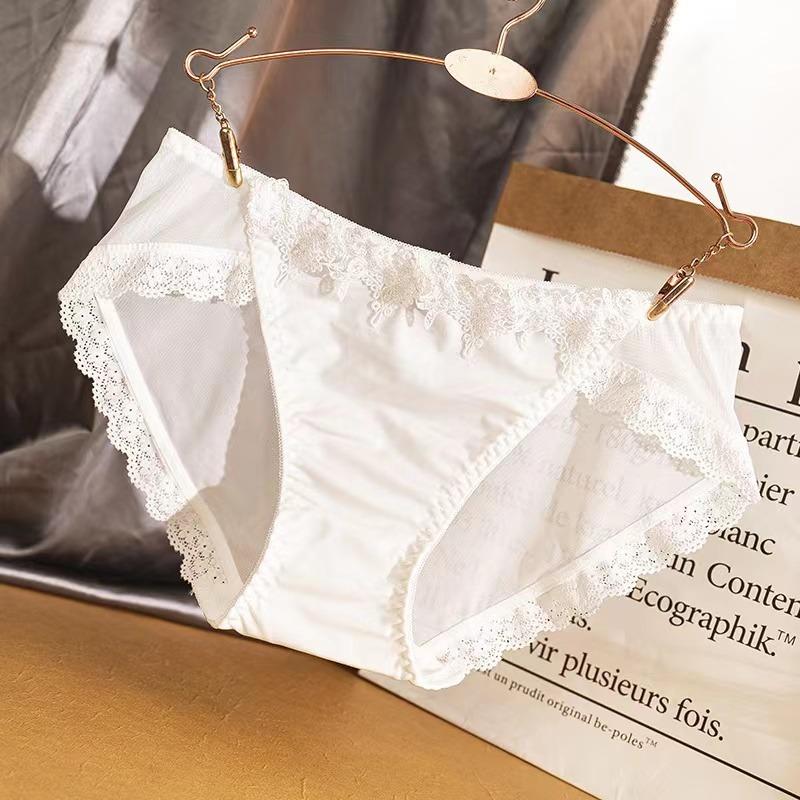 Solid Color Sumptuous Hollow Out Women Low-rise Net Lace Panties Briefs Underwear