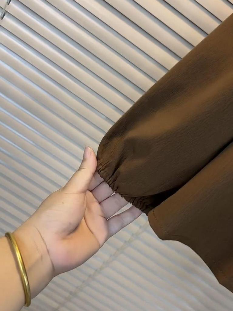 Plus Size Women's Irregular V-Neck Long-Sleeve T-Shirt - Stylish, Flaw-Hiding, Loose Fit for Spring & Autumn