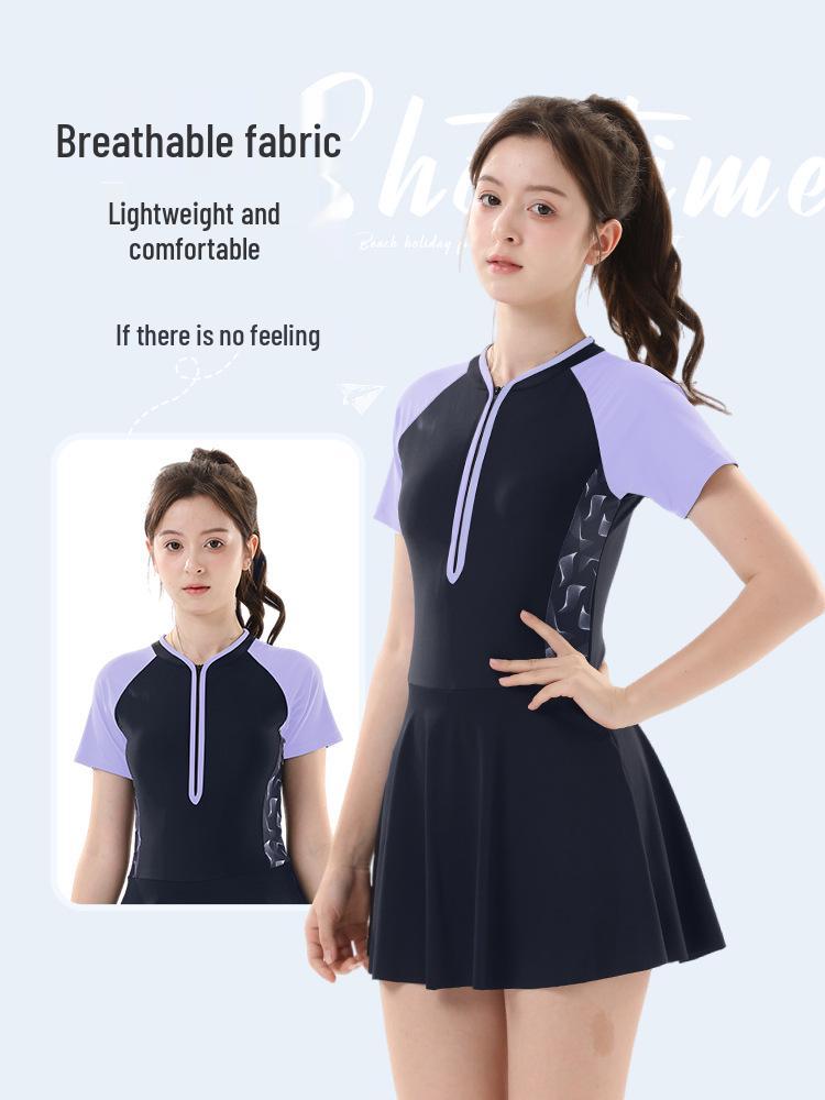 2025 New Plus Size Women's One-Piece Conservative Swimsuit for a Flattering Fit