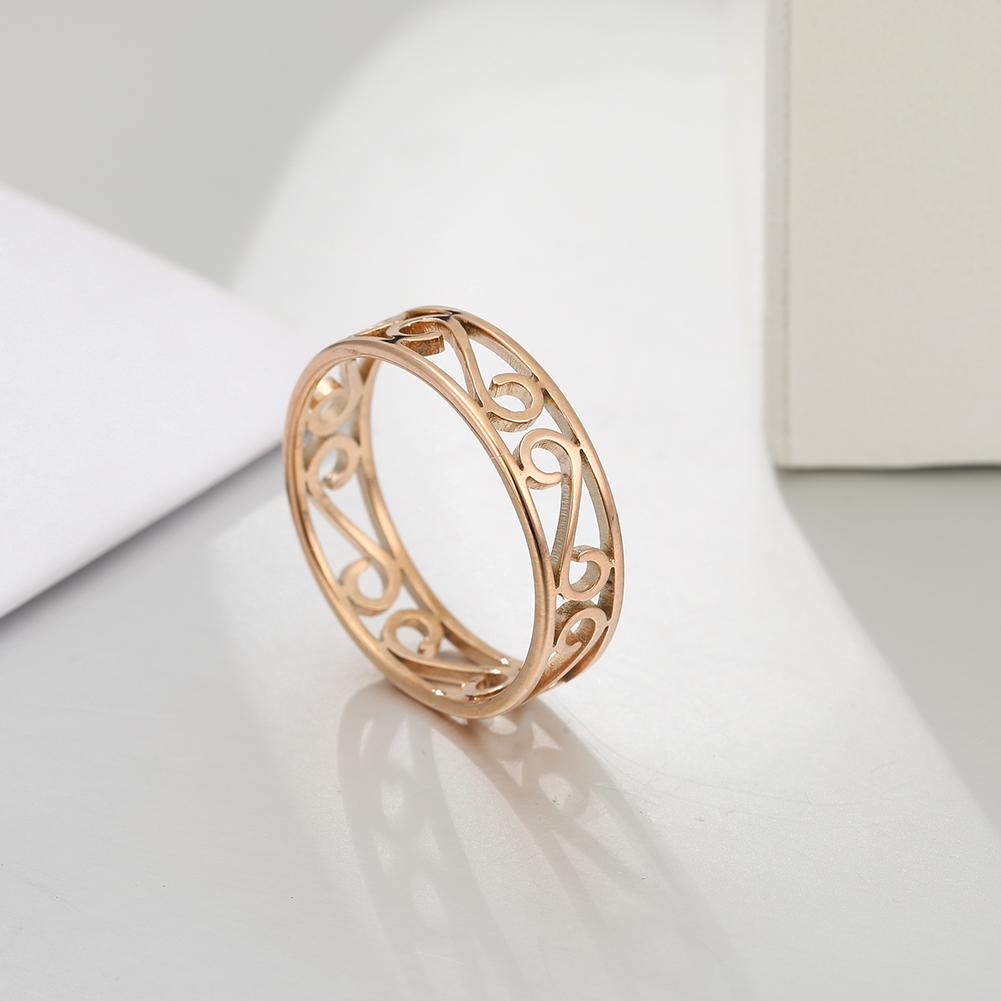 Skyrim Retro Filigree Stainless Steel Ring Cutout Elegant Gold Color Finger Rings Jewelry Wedding Gift for Women Friend