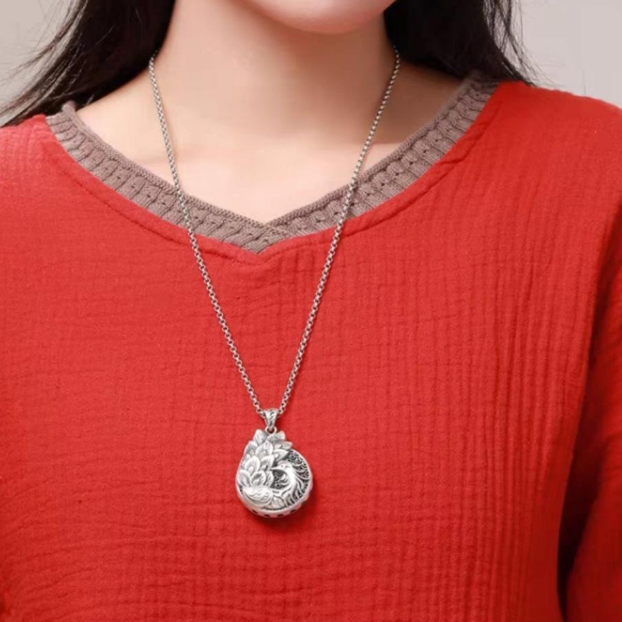 Peacock High-end Phoenix Tibetan Silver Pendant for Women, Retro Chinese Style Pendant Chain, Long Necklace As a Gift for Mom