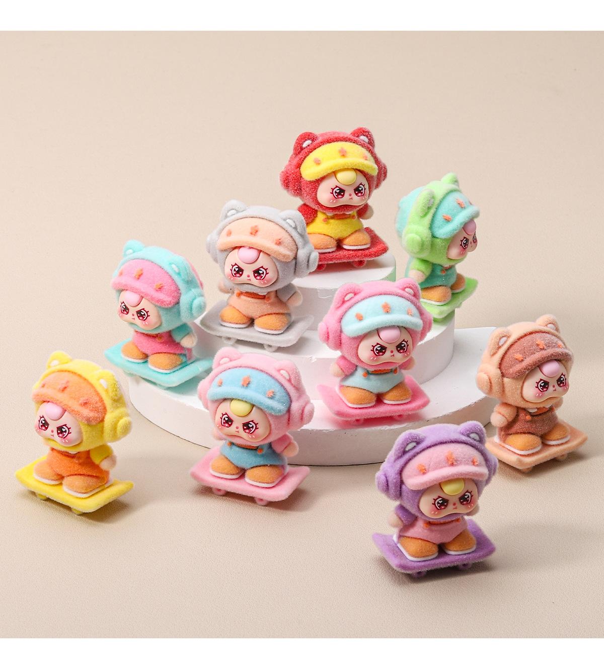 

9pcs/Set Baby Three Figure Toy Skateboard Series Mini Figurine Desktop Decoration Model Ornaments Toys Kids Christmas Gifts разноцветный