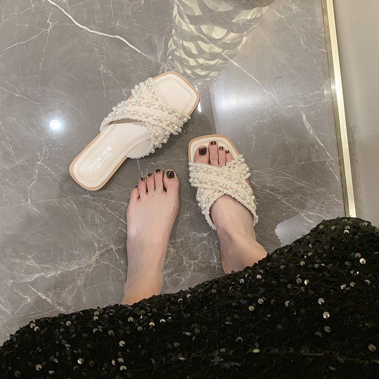 Large Size Women's Shoes 41 To 43 Cross with Pearl Slippers Women's Summer Wear 2025 New Flat-bottomed Beach Seaside Sandals
