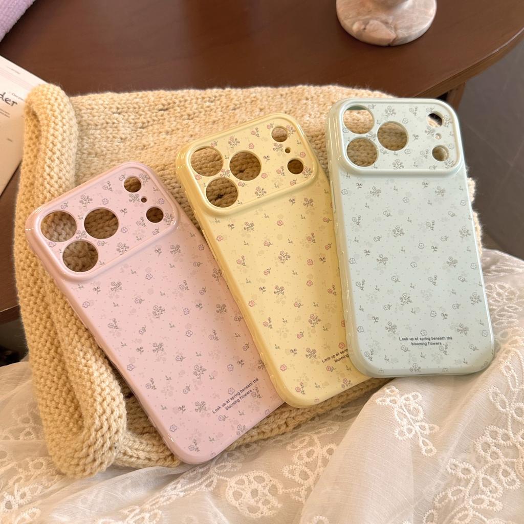 Watercolor Small Floral Pattern Phone Case For iPhone 17 16 15 14 13 12 11 Pro Max Plus Stylish Instagram-Inspired Design Cover