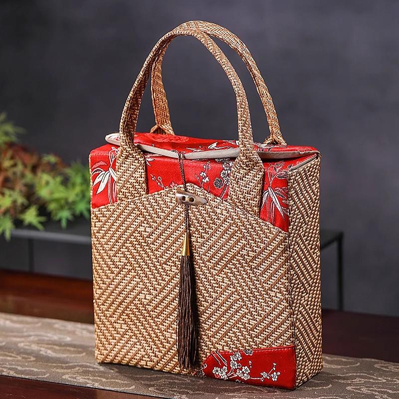 Vintage Tea Storage Box - Gift Packaging for Pu'er/White Tea Cake, Moisture-proof Cloth Bag, Chinese Style Travel Tea Tin