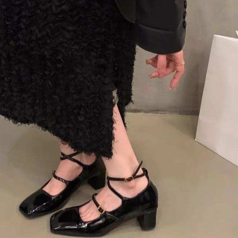Square Toe Banquet 2025 Summer New Casual Thick High Heel Cross Buckle Strap Pumps Fashion Women Shoes